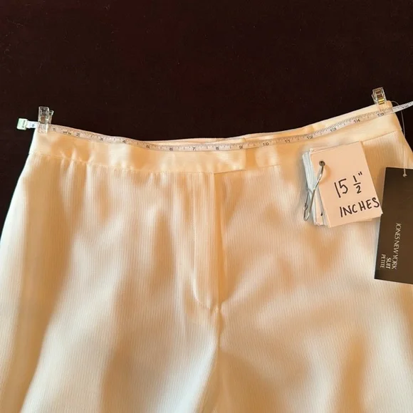 Brand New Jones New York White Lined Slacks - Picture 13 of 14